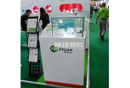 上海開(kāi)店如何利用展柜讓你的商店高大上起來(lái)？